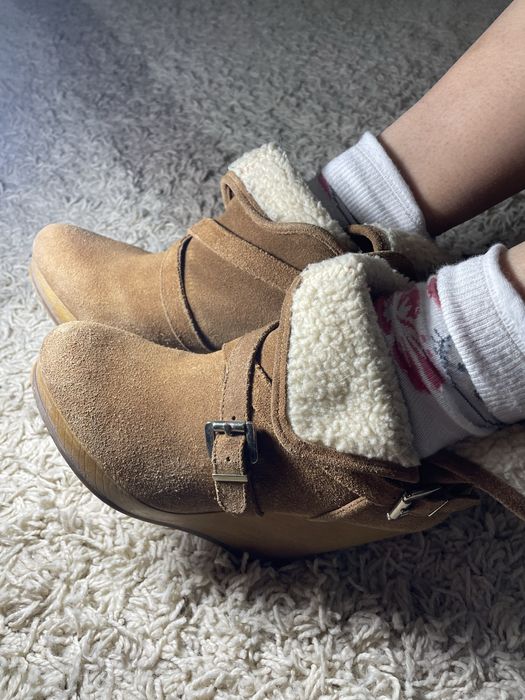 Продам женские споги