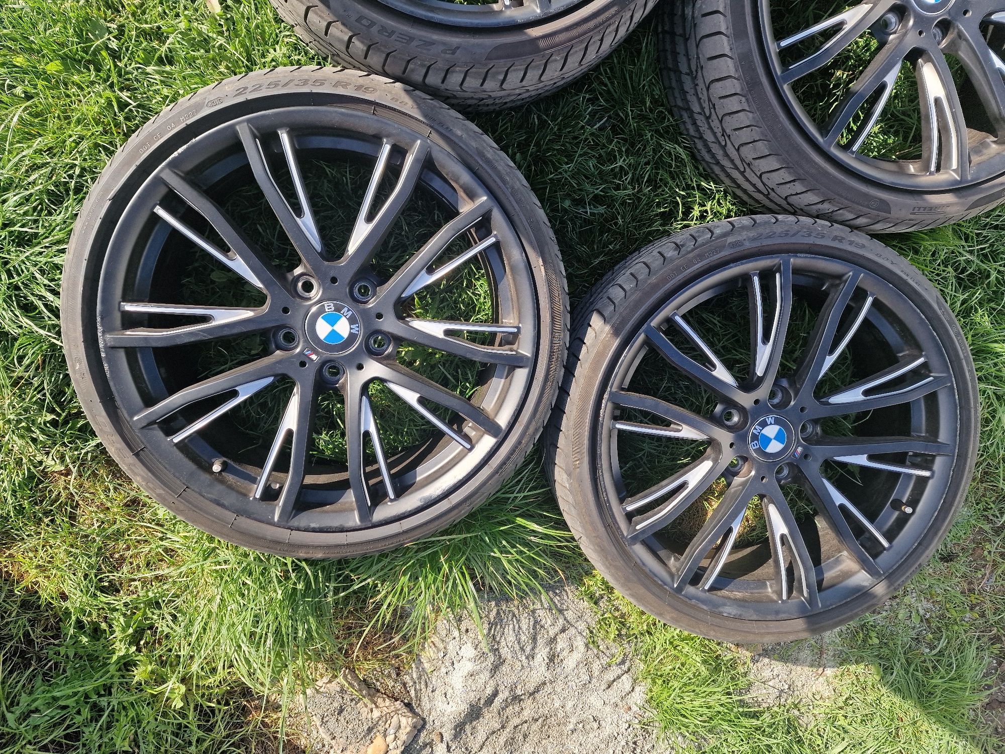 Roti / Jante Bmw M Forjate Originale Cu Anvelope

Style