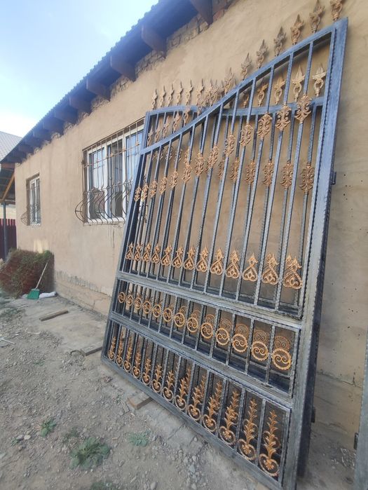 Продоётся Ворота