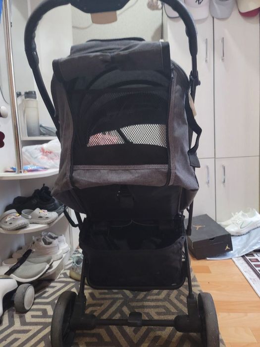 Детская прогулочная коляска