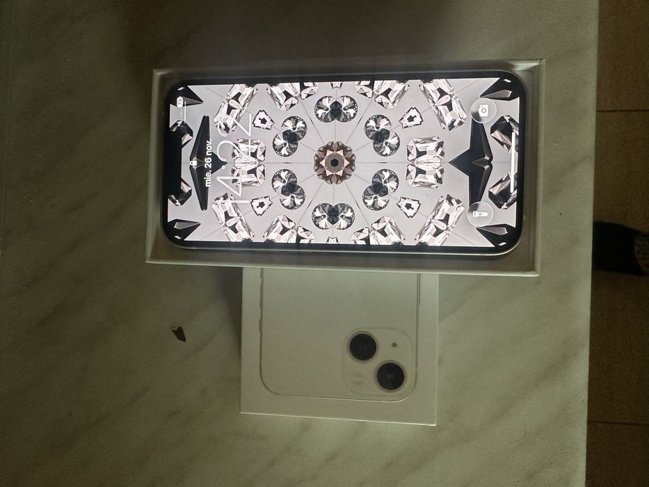 Iphone 13 alb impecabil