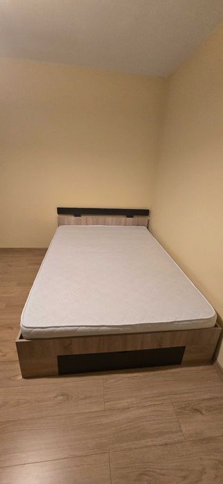 Pat matrimonial 140x200 cu sertar frontal + saltea