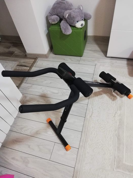 Aparat abdomene techfit ab 1000