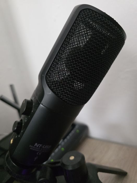 Microfon  Rode NT- USB pentru podcast, birou, conferințe, gaming