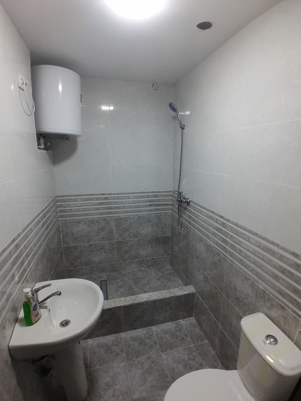 Buxoro shahar Yangi 2 xonali uy SOTILADI yoki IJARAGA beriladi manzil