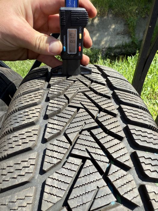 Anvelope Unyroial 205/60 R16