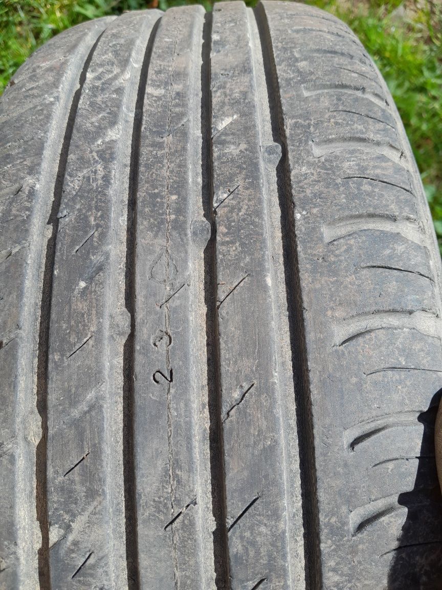 Doua cauciucuri de vara 175/65 R14