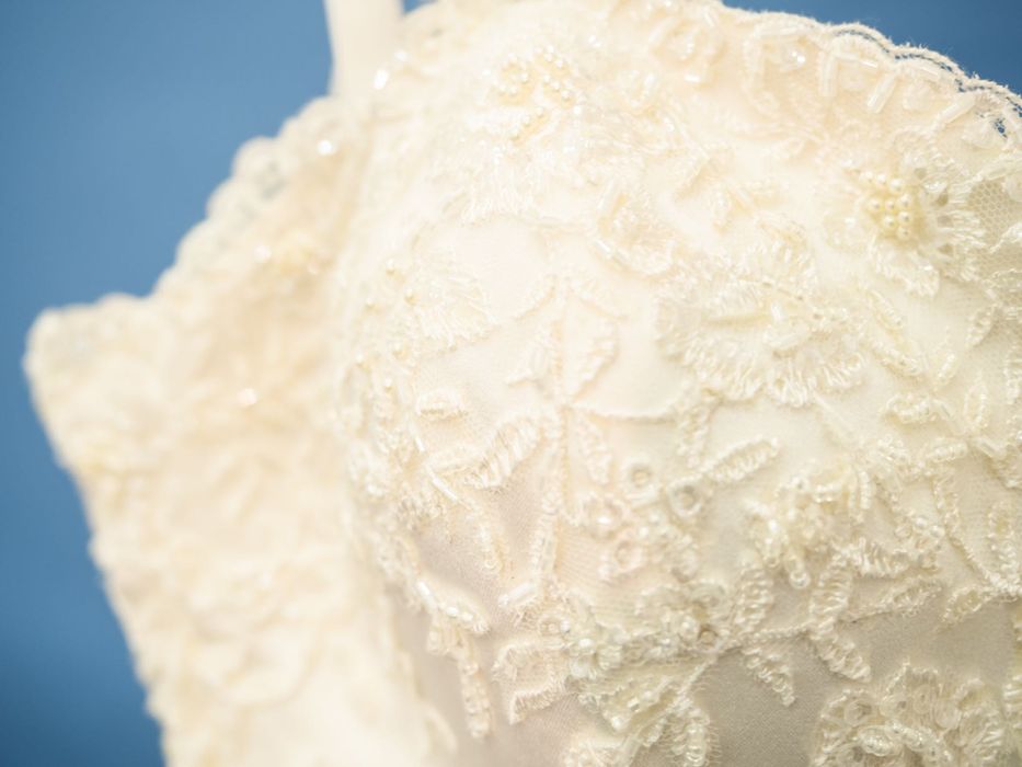 Vând Rochie de Mireasă