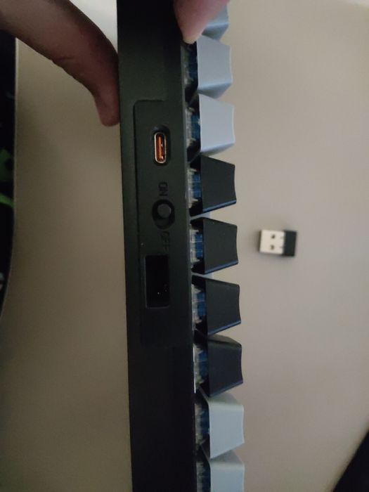 Клавиатура механическая