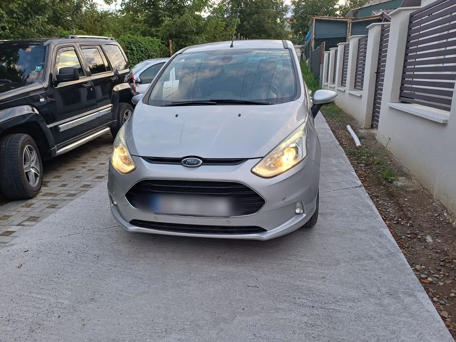 Ford b max Titanium 150ooo km 2014