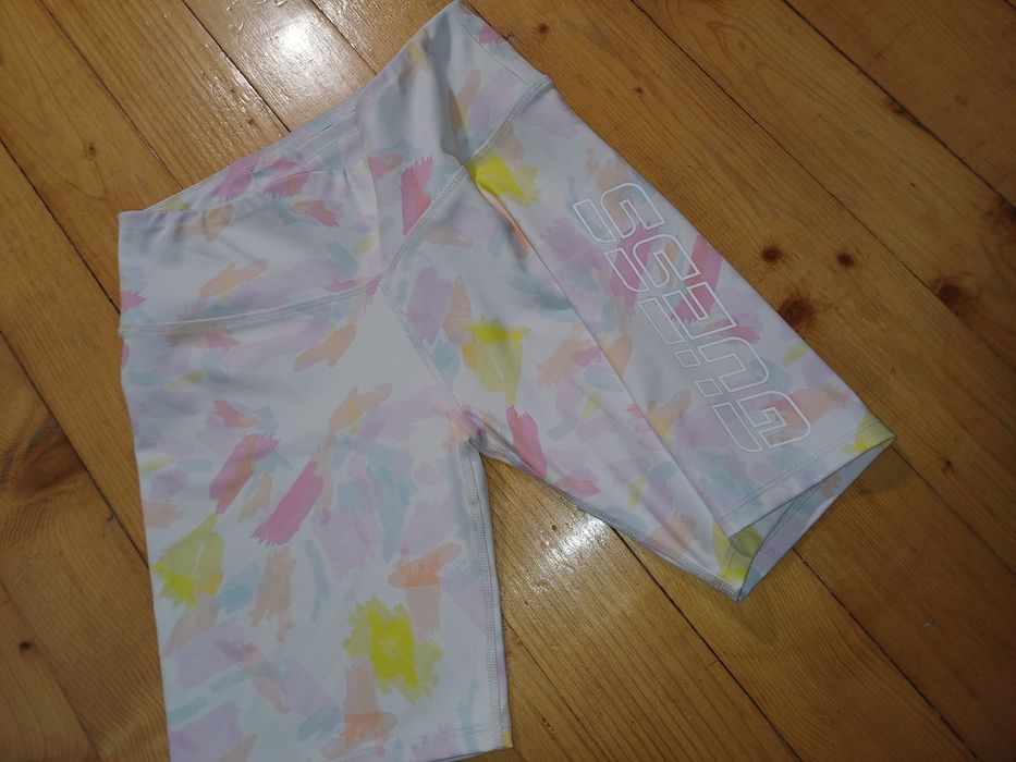 Къс светъл клин Guess