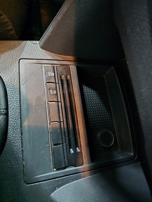 Vand Sau Schimb cu Ceva mai Scump