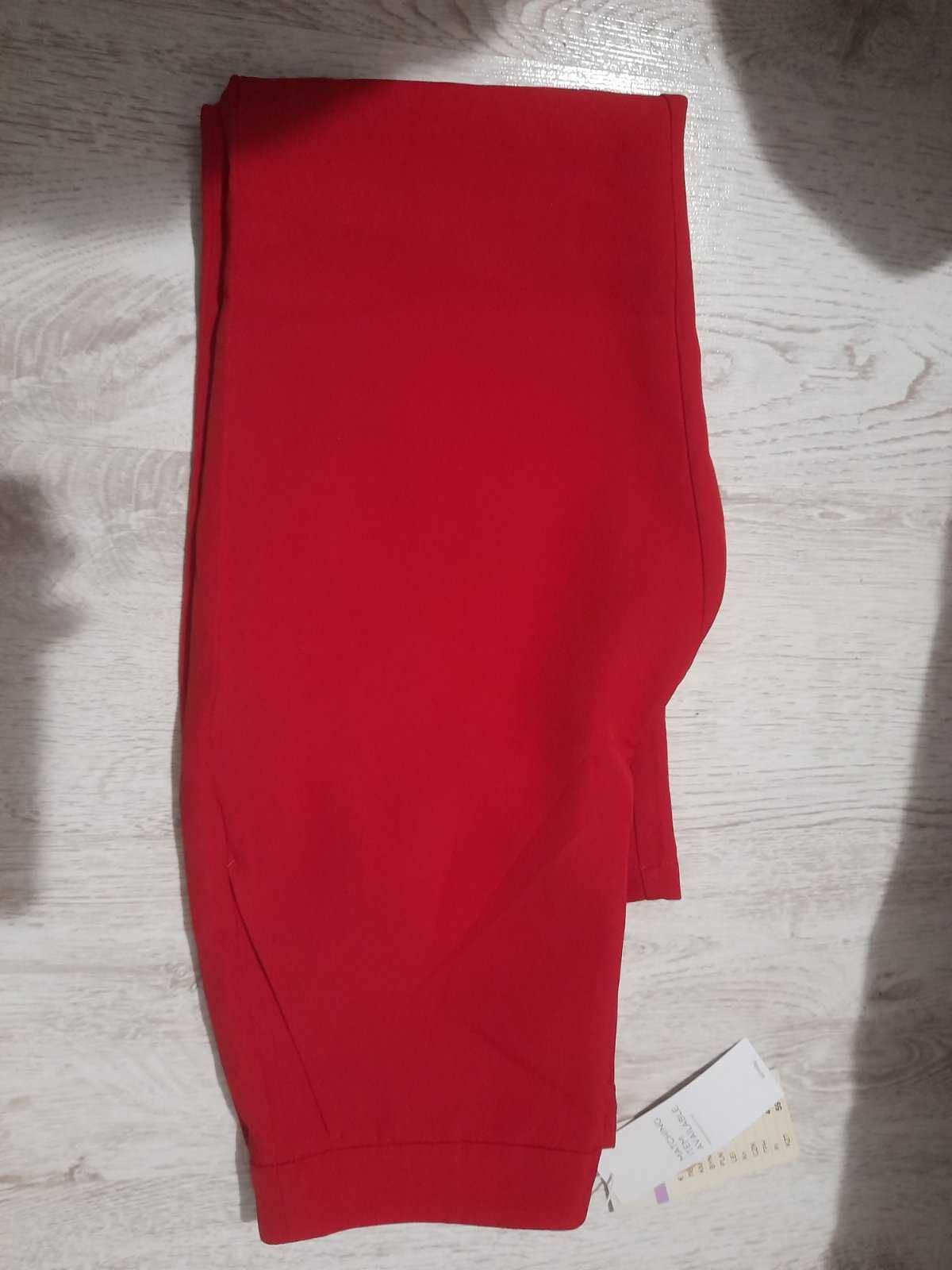 Панталон дамски червен
