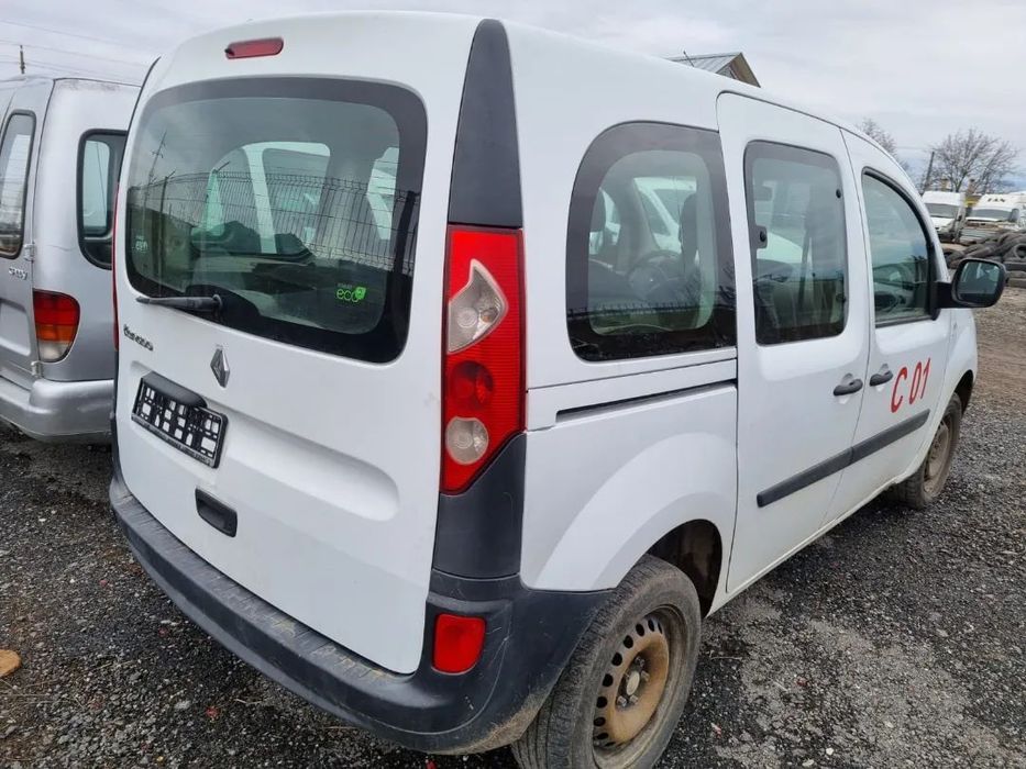 Dezmembram Renault Kangoo, an 2010, motorizare 1.5 DCI, euro 4