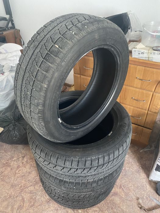 зимный шины состян жаксы САЙЛУН ICE BLAZER ARCTIC 215/55/17