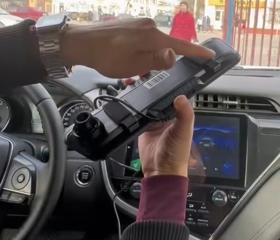 Зеркало регистратор 2 в1 с флешкой новое