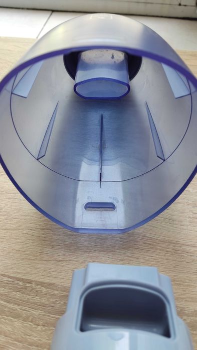 Мини ръчна прахосмукачка Philips FC6142