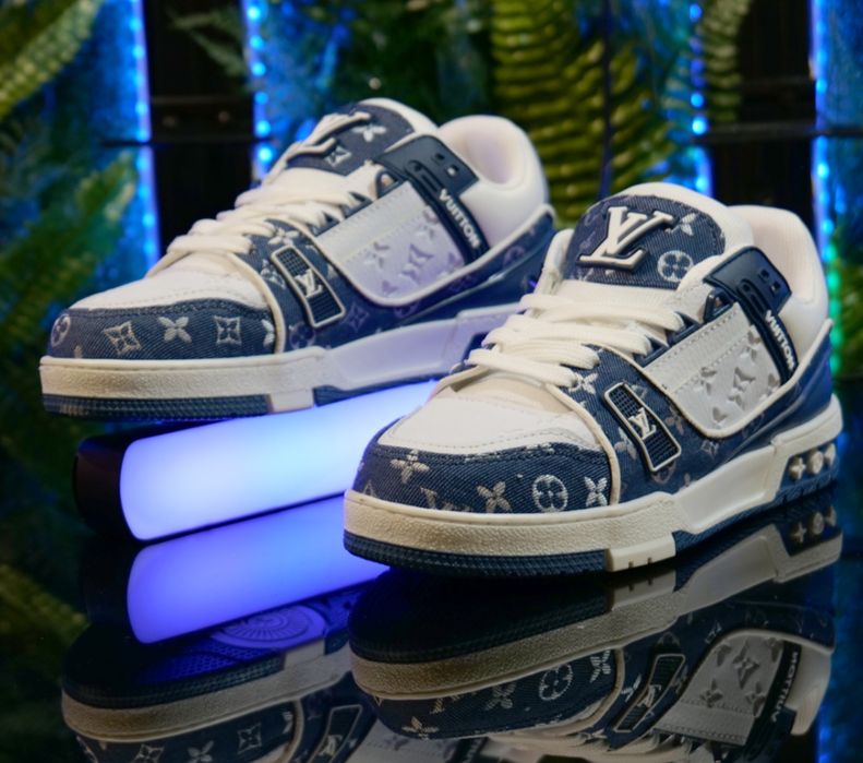 Сникърси Louis Vuitton Цвят - Бяло и Синьо