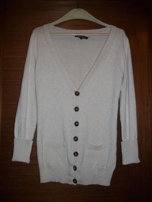 Светло - бежова жилетка, размер S