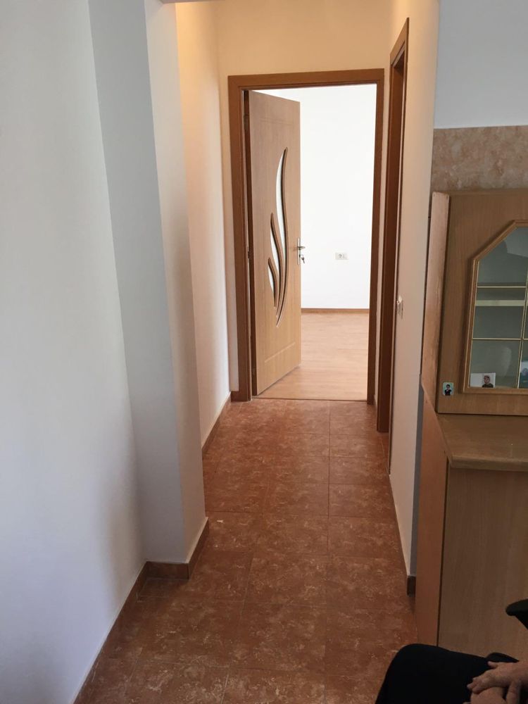 Inchiriez apartament 2 camere