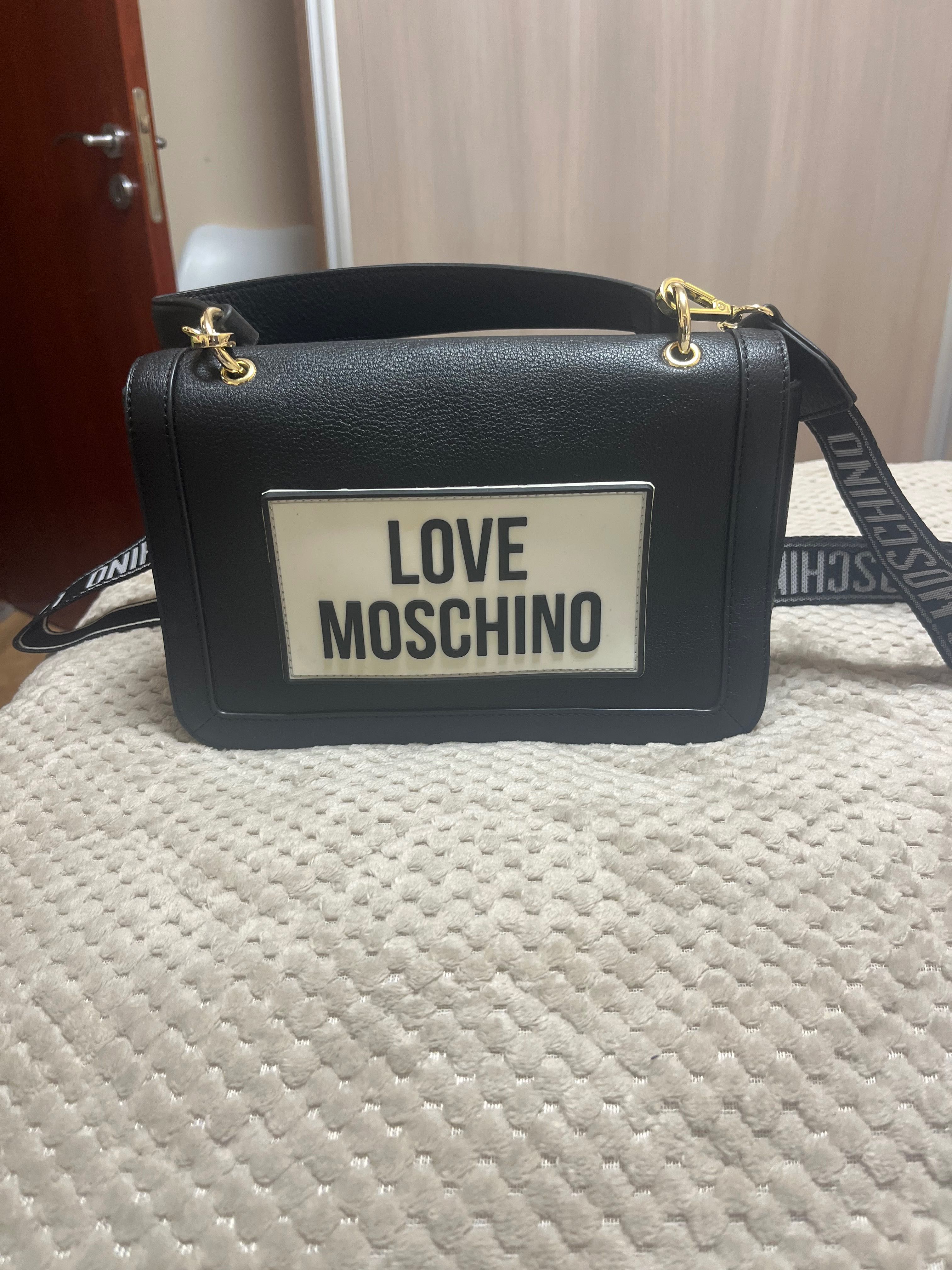 Дамска чанта love moschino оригинална