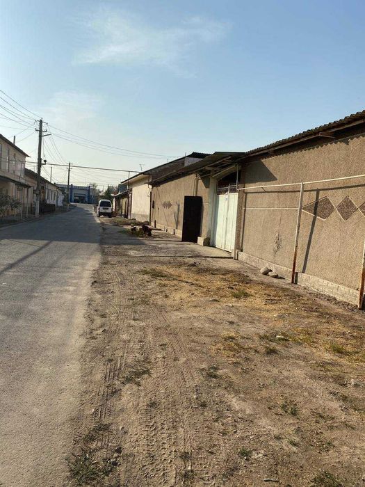 Ijaraga beriladi xovli joy 2 xona uyi bilan