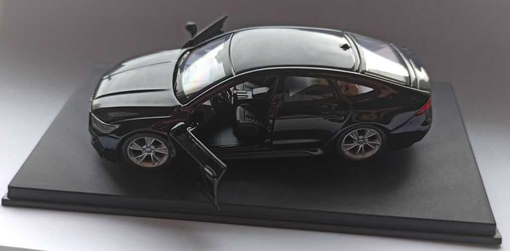 Macheta Audi RS7 Sportback Type 4K8 2019 negru - MSZ 1/43