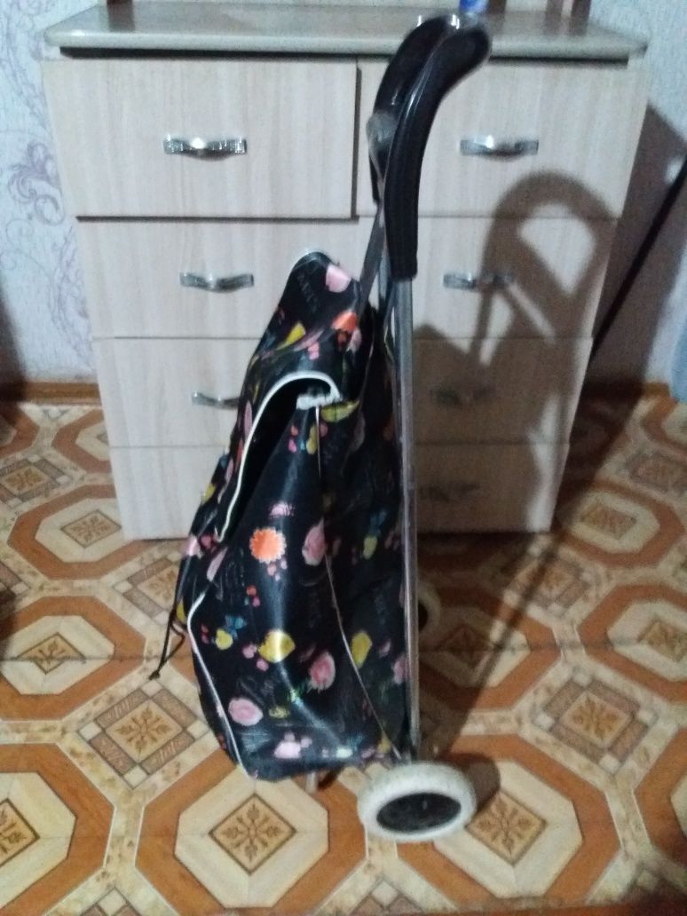 Продам хоз. Сумку Коляску