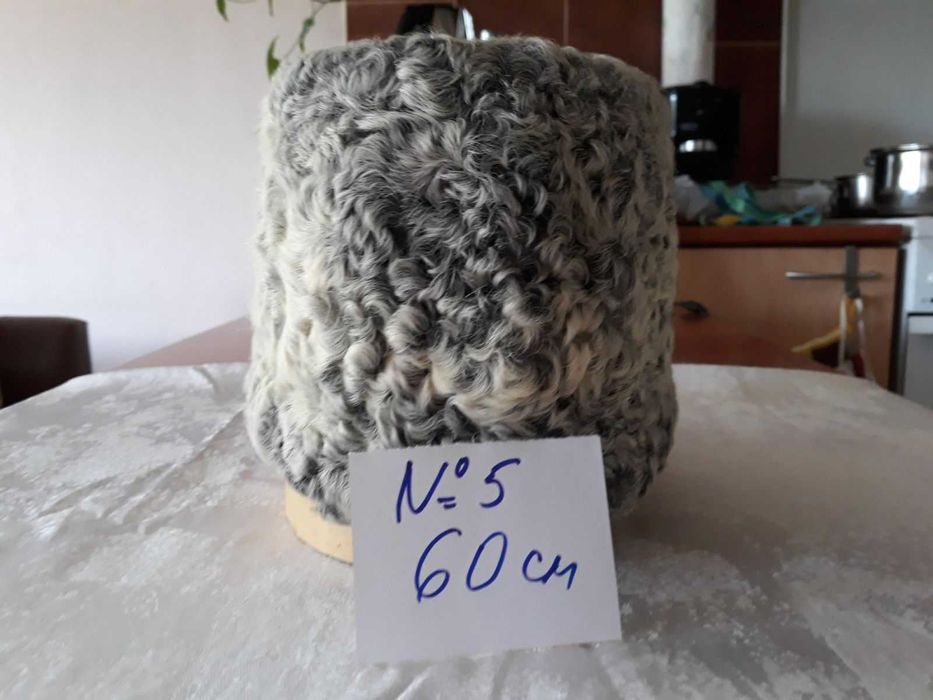 Кожени шапки естествен косъм