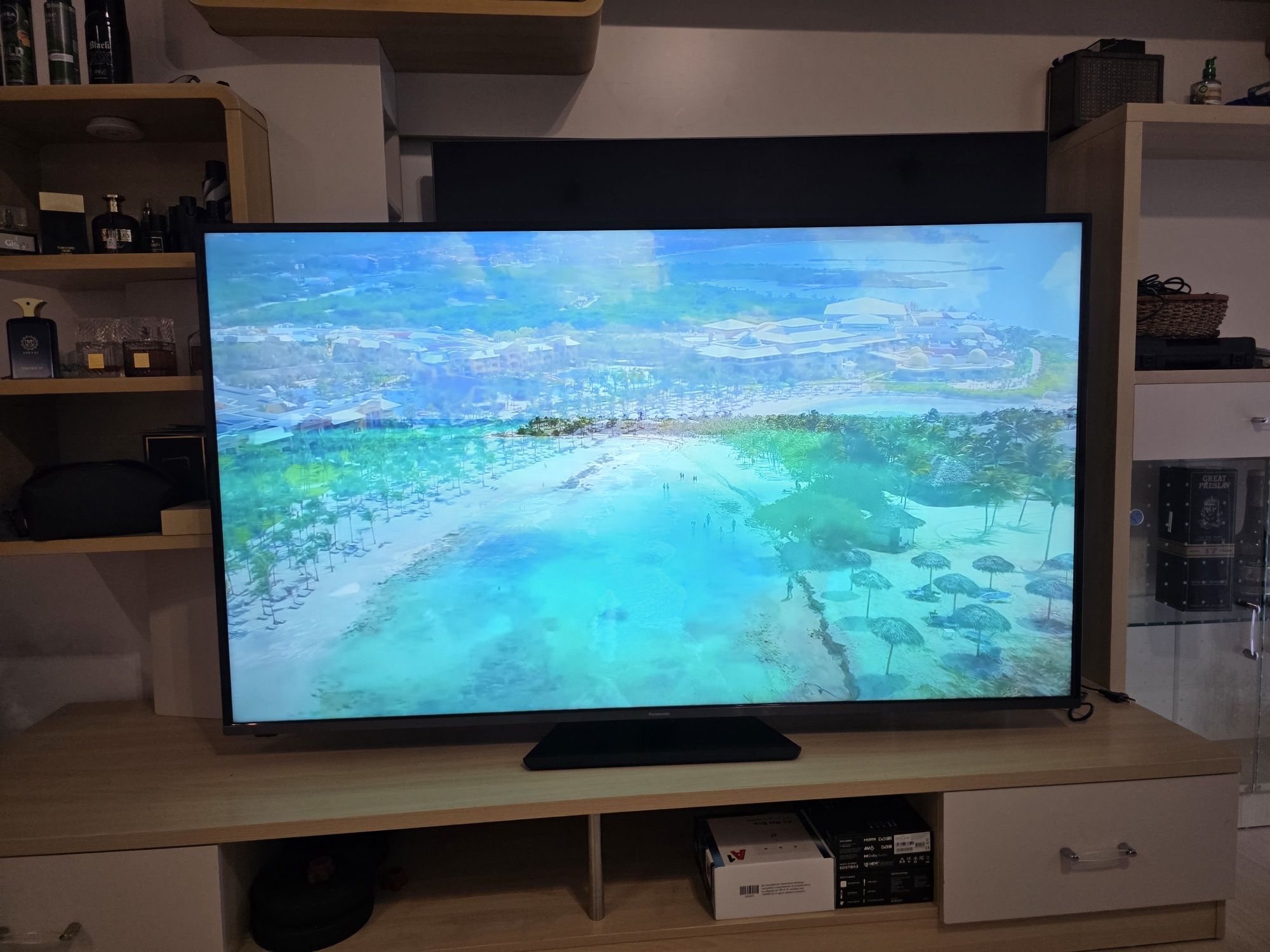 65" телевизор Panasonic 4K UHD TX-65HXW584 SMART