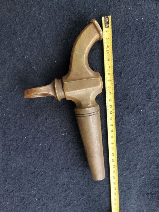 Robinet Butoi Vin Canea bere