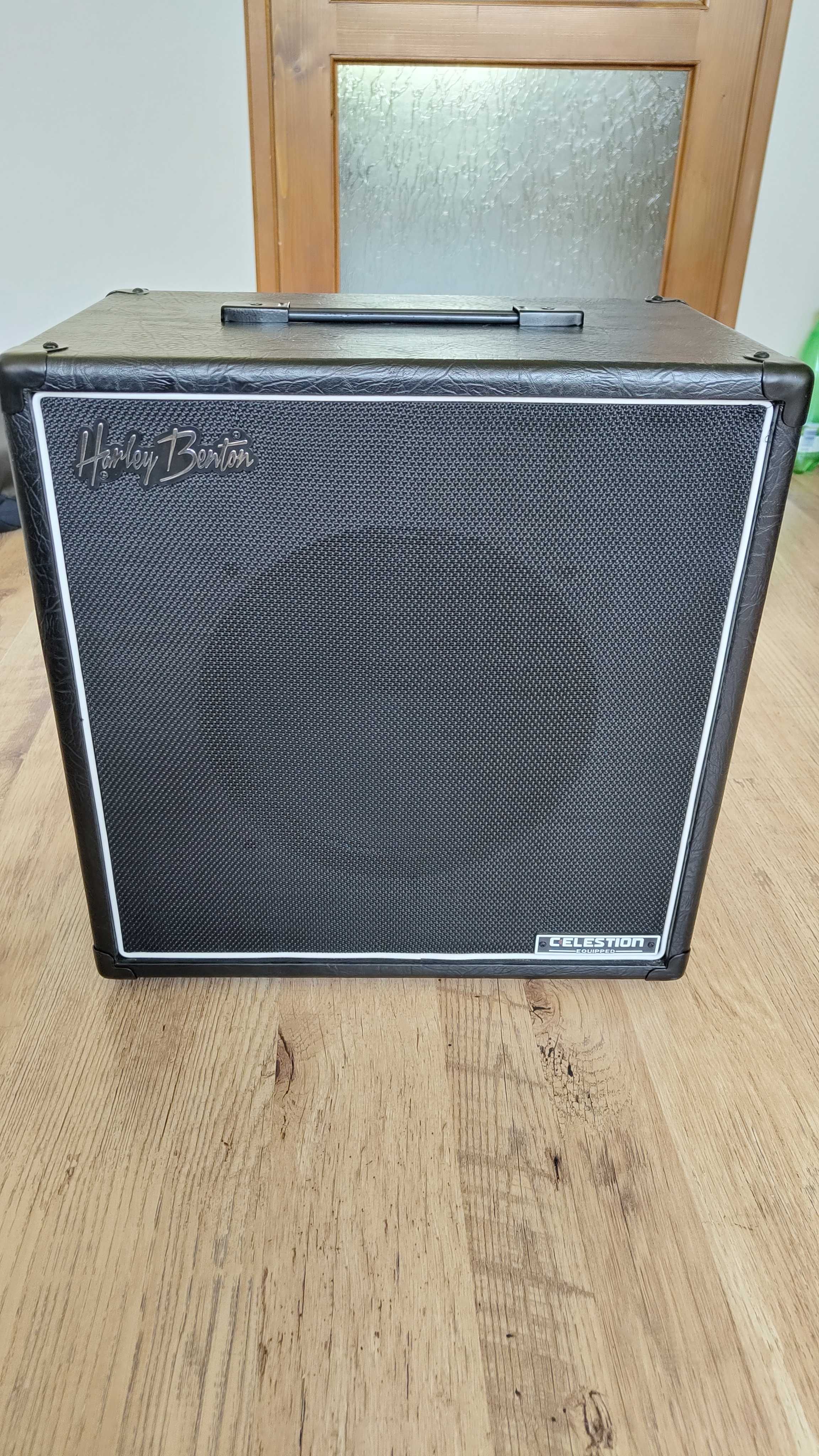 Усилвател за китара Bugera G20 и кабинет Harley Benton G112 Celestion