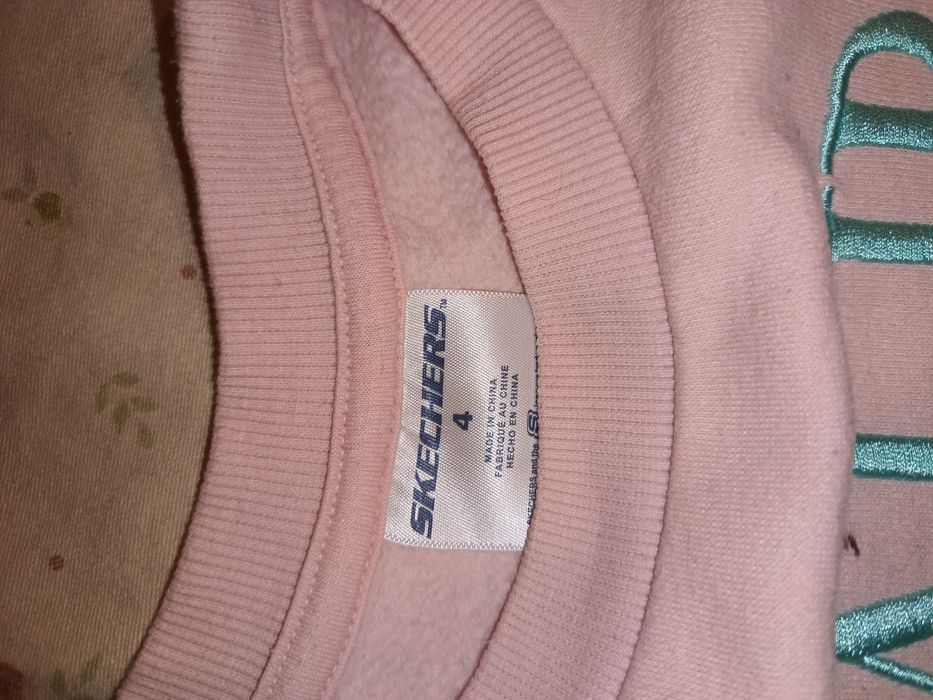 Scechers ,спортен комплект за 4 год.