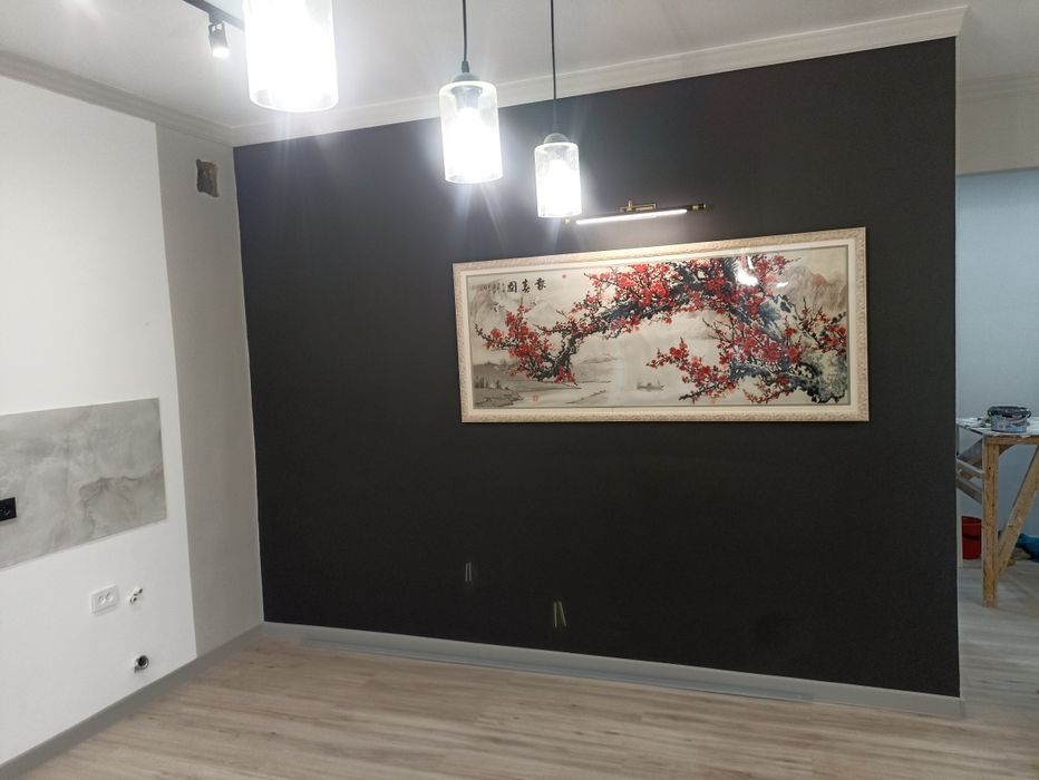 Покраска стен и потолков