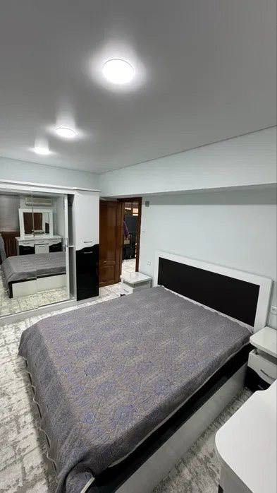 5-ти комнатная квартира на Ц-1 ориентир: кафе Райхон