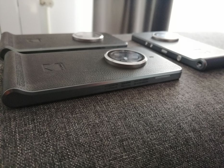 Telefon android KODAK EKTRA Noi super comera foto