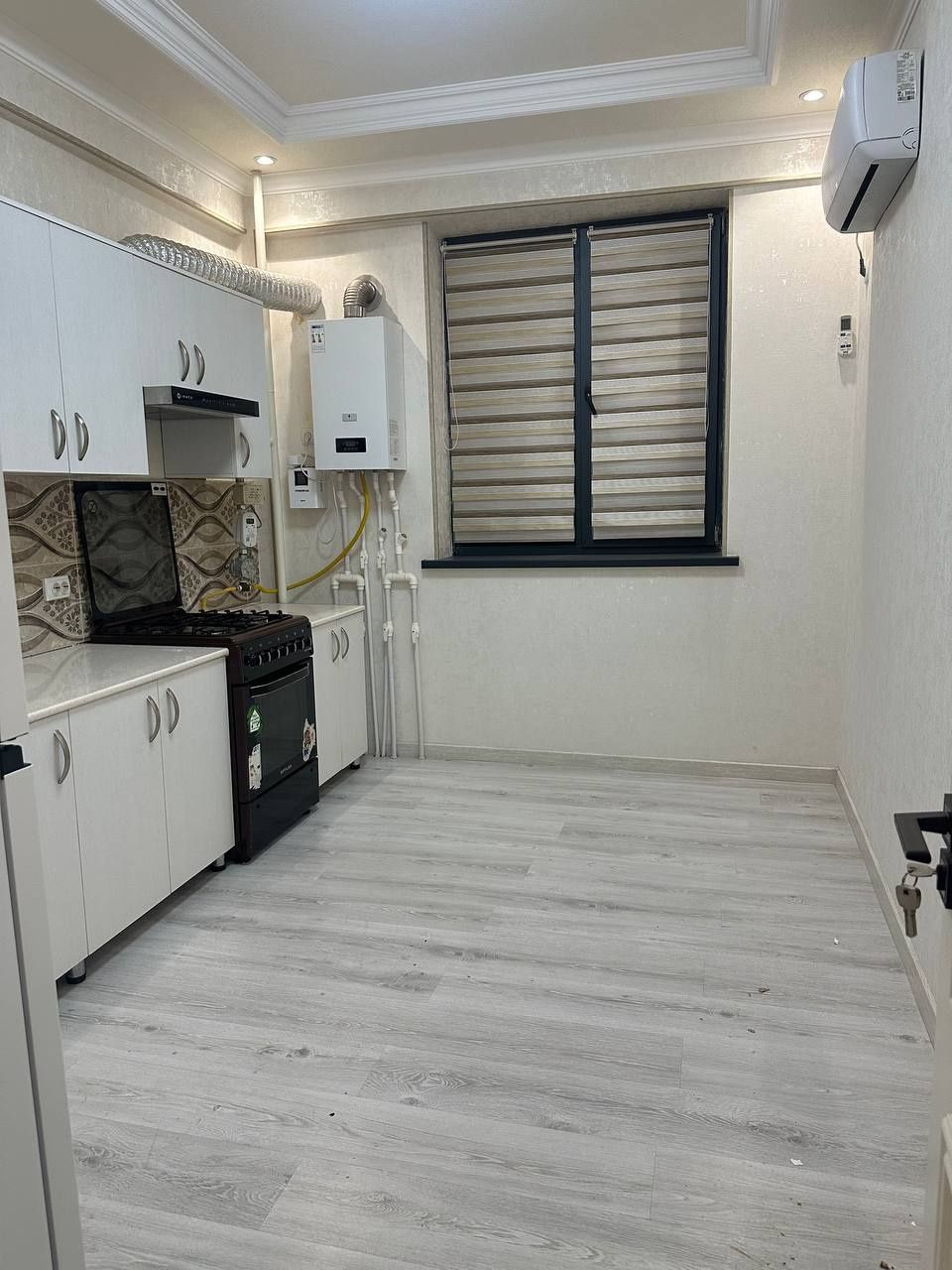 Arenda kvartira. Olmos residence. 2/4/9
