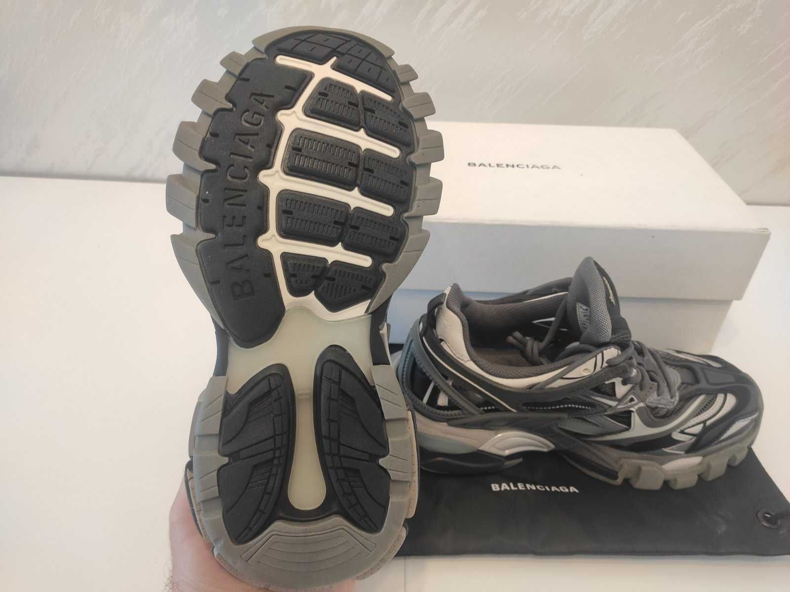 Balenciaga Track 2 grey Налични