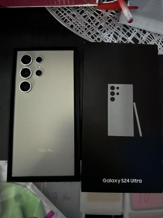 S 24 Ultra 256 Xolati yaxshi karobka dakument