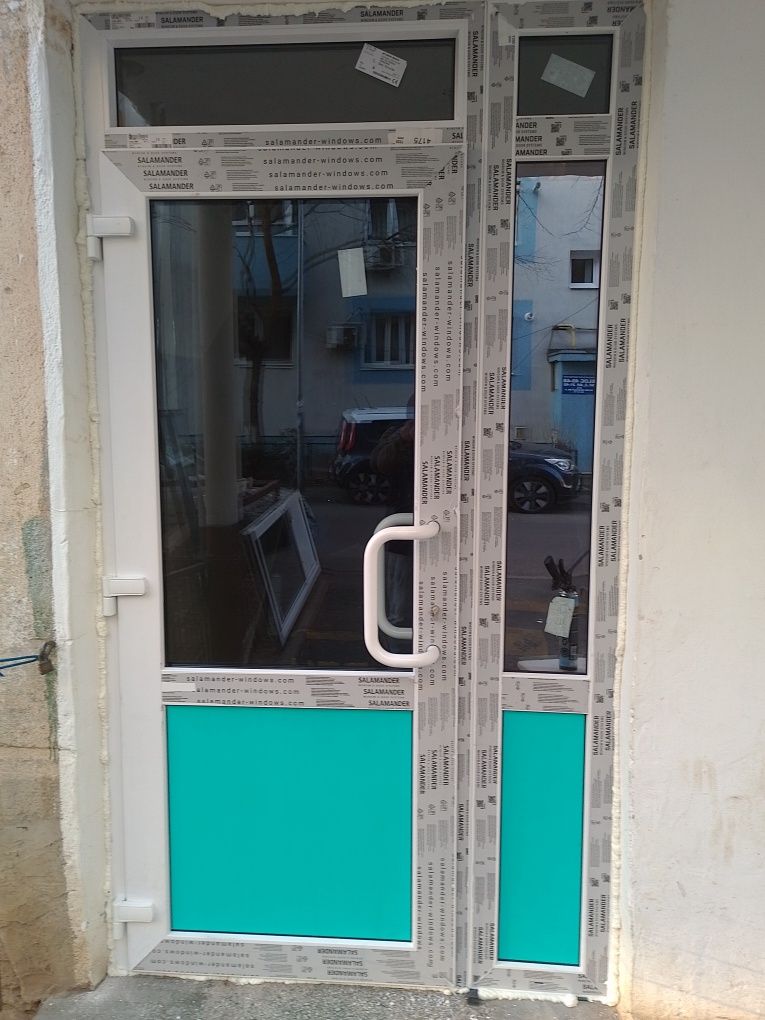 Plase de țânțari. Reparatii termopane.