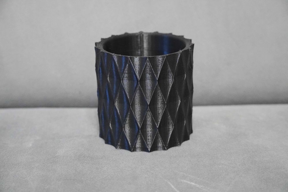 Декоративни вази и кашпи