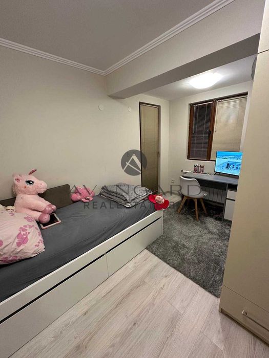 Продава се Четиристаен апартамент в Пловдив, Кючук Париж - 130 кв.м за 1570 €/кв.м - Снимка #10