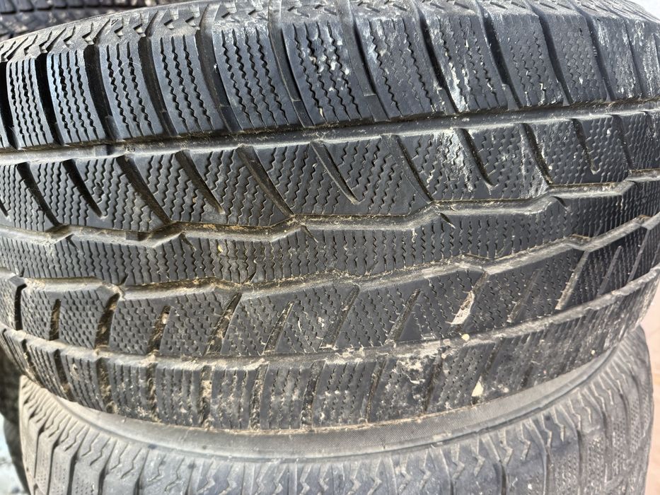 Anvelope iarnă 255/55/18