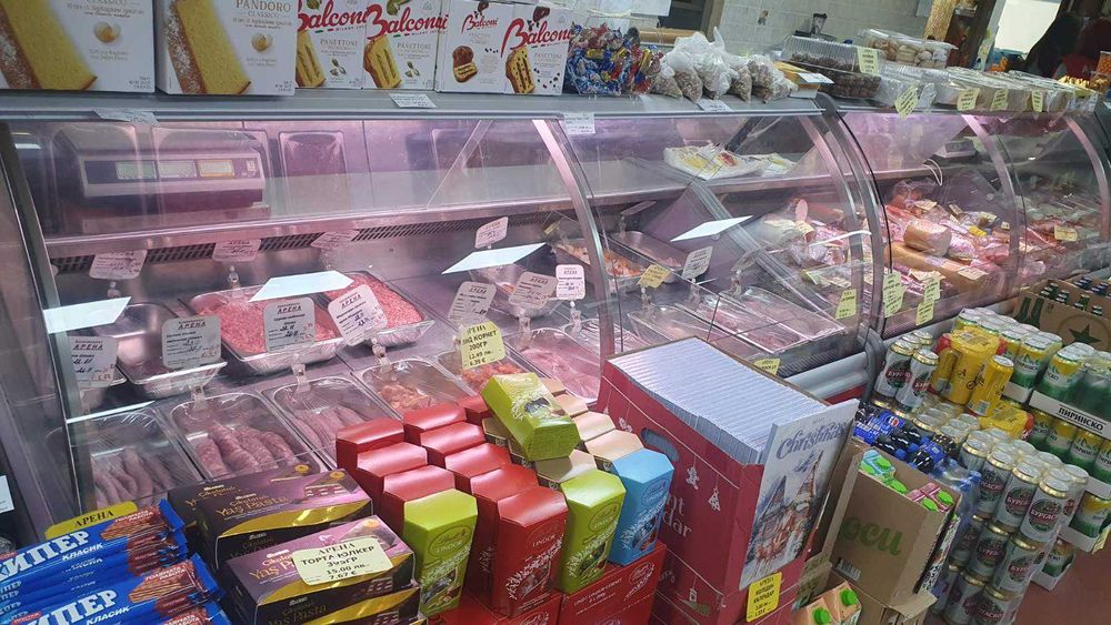 хладилна витрина 2м./0.9м.