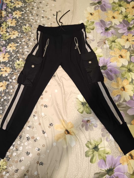 Pantaloni Made by society