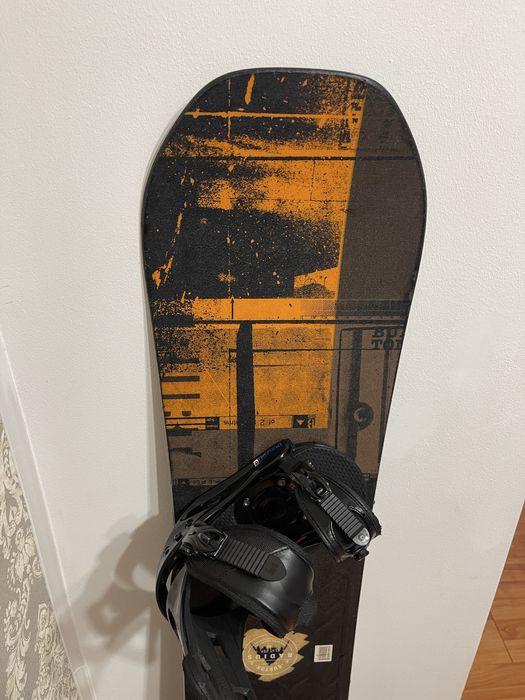 Placa snowboard 150 cm burton radius cu legaturi burton