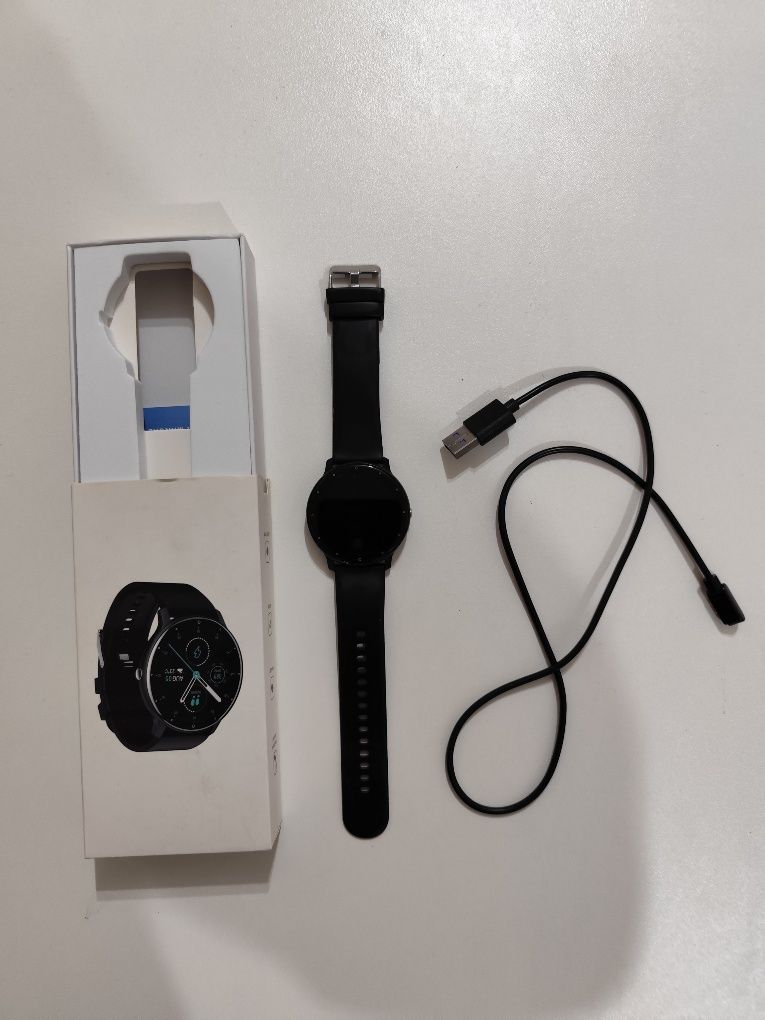 Smartwatch diferite funcții