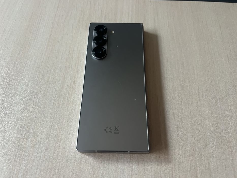 Продавам Samsung Galaxy Z Fold6 256/12GB