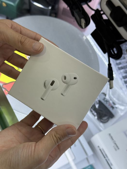 Техника Dyson, Airpods, Apple Watch