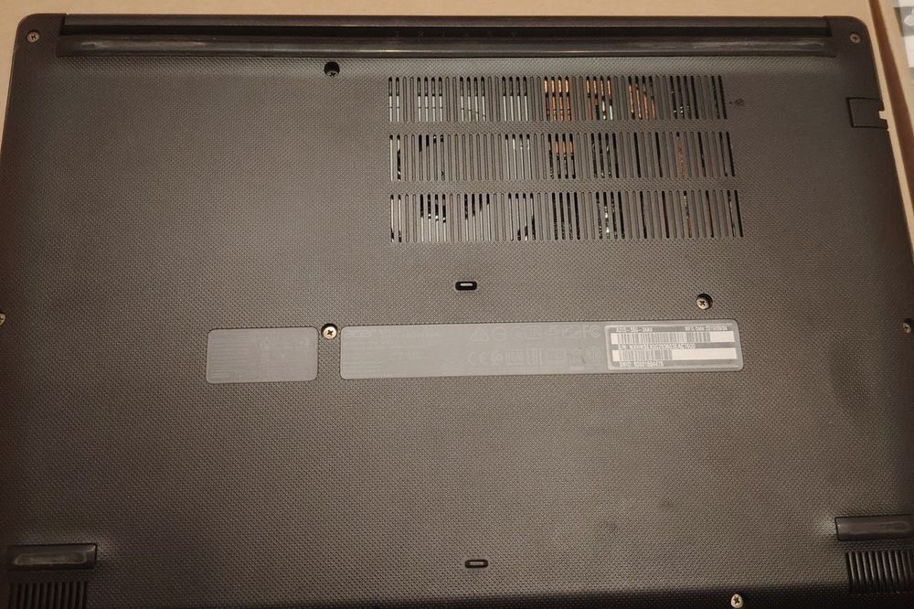 Продавам лаптоп Acer